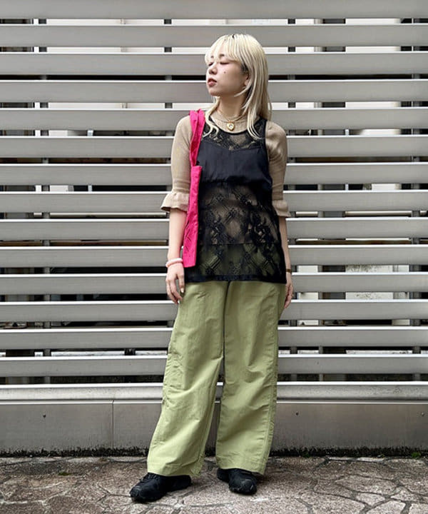 ナツハさんの「BEAMS WOMEN｜maturely / Lace Satin Layered Tank Top」を使ったコーディネート