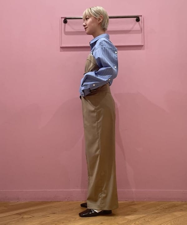 中江梨々香さんの「BEAMS WOMEN｜Ray BEAMS / アンクルストラップ パンプス」を使ったコーディネート