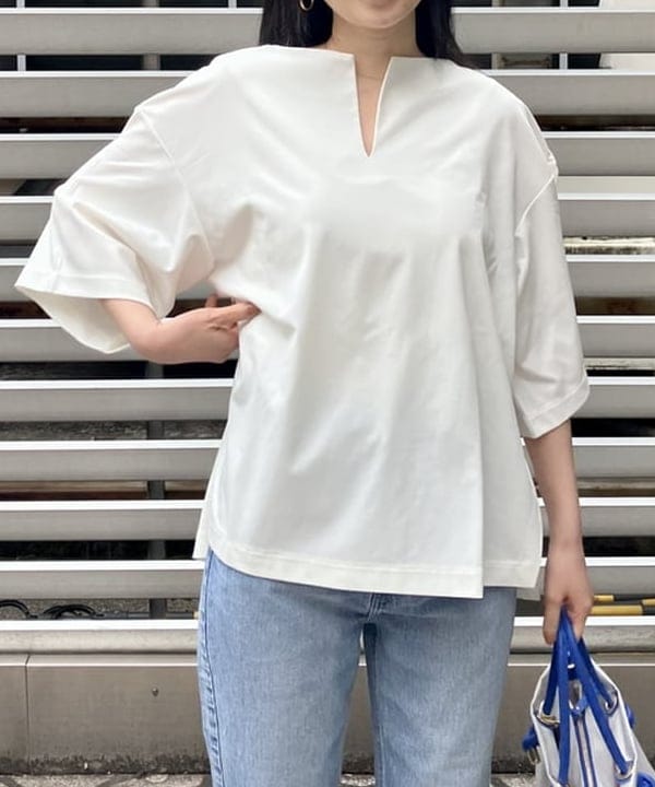 りえさんの「BEAMS WOMEN｜upper hights × Demi-Luxe BEAMS / 別注 THE DYLAN デニムパンツ」を使ったコーディネート