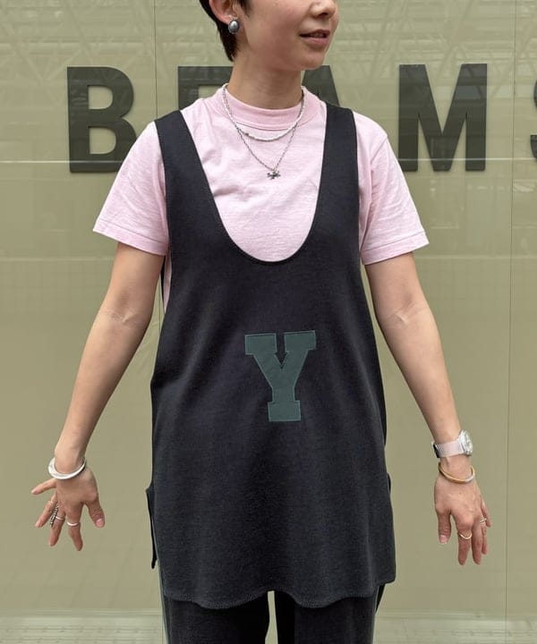 矢野(青木)優香さんの「BEAMS WOMEN｜ボーイ ベーシック Tシャツ」を使ったコーディネート