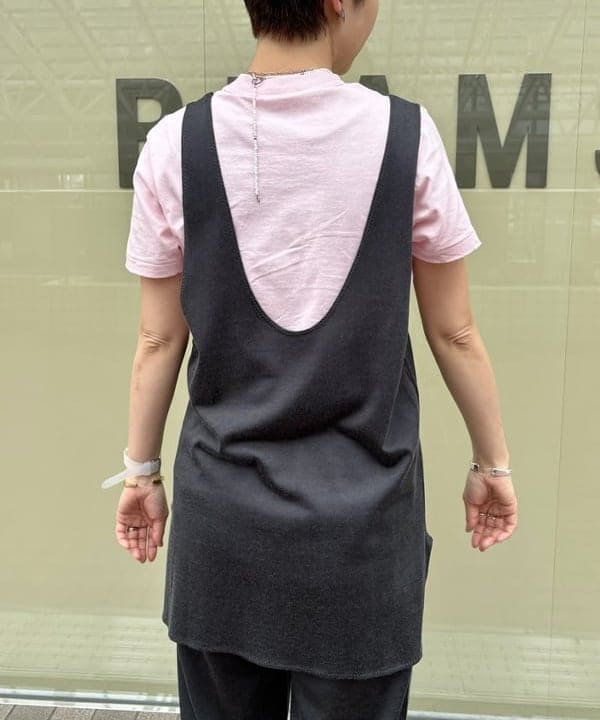 矢野(青木)優香さんの「BEAMS WOMEN｜ボーイ ベーシック Tシャツ」を使ったコーディネート