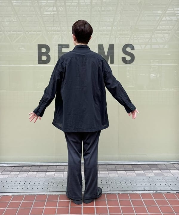 矢野(青木)優香さんの「BEAMS WOMEN｜ボーイ ベーシック Tシャツ」を使ったコーディネート