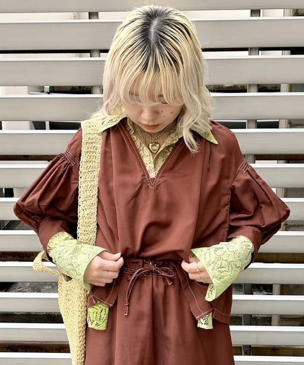 ナツハさんの「BEAMS WOMEN｜maturely / Lawn Layard Stitch Skirt」を使ったコーディネート