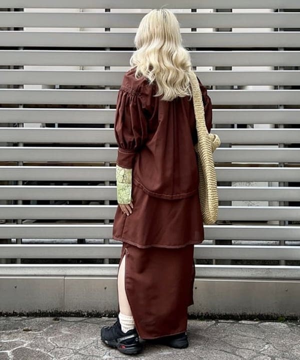 ナツハさんの「BEAMS WOMEN｜maturely / Lawn Layard Stitch Skirt」を使ったコーディネート