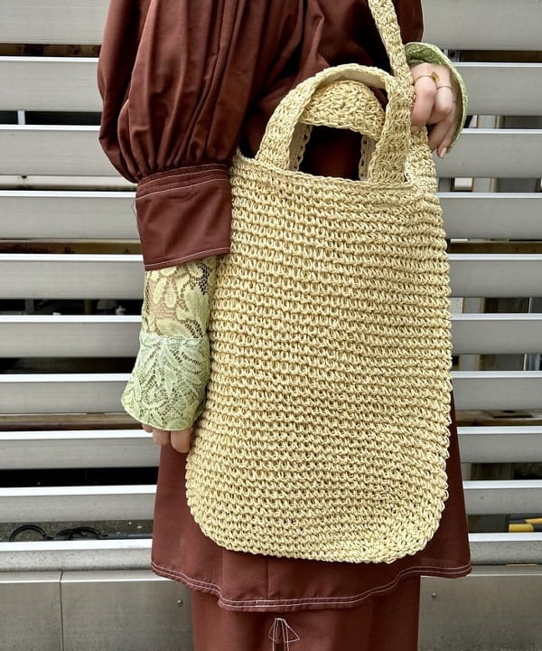 ナツハさんの「BEAMS WOMEN｜maturely / Lawn Layard Stitch Skirt」を使ったコーディネート