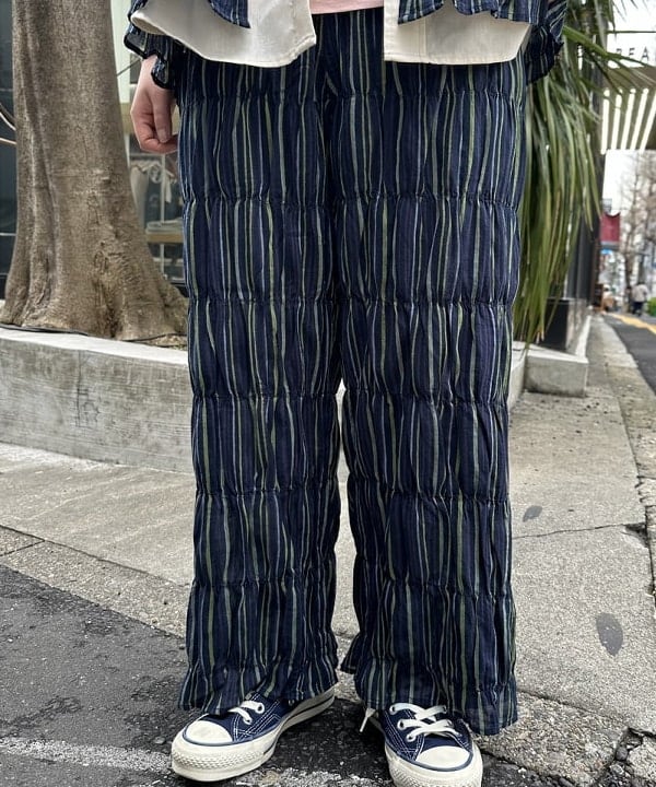 ナガオカ サキさんの「BEAMS WOMEN｜ラインロゴ ショートスリーブ Tシャツ」を使ったコーディネート