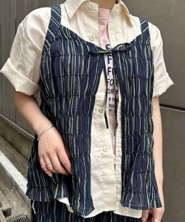 ナガオカ サキさんの「BEAMS WOMEN｜ラインロゴ ショートスリーブ Tシャツ」を使ったコーディネート