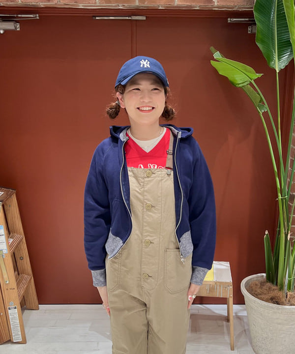 エノモト アミさんの「BEAMS WOMEN｜FRUIT OF THE LOOM × BEAMS BOY / 2PACK TEE」を使ったコーディネート