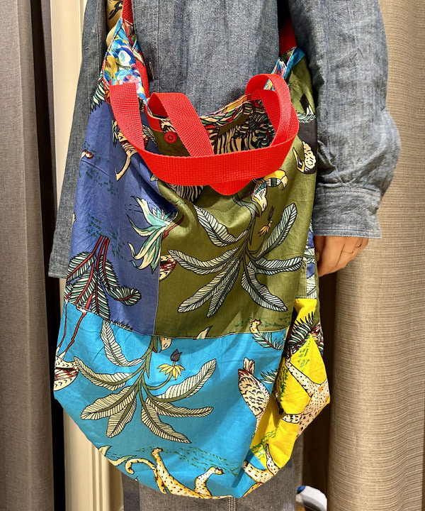 ナツハさんの「BEAMS WOMEN｜BUZZ RICKSON'S / 別注 シャンブレー ロングスリーブ シャツ」を使ったコーディネート