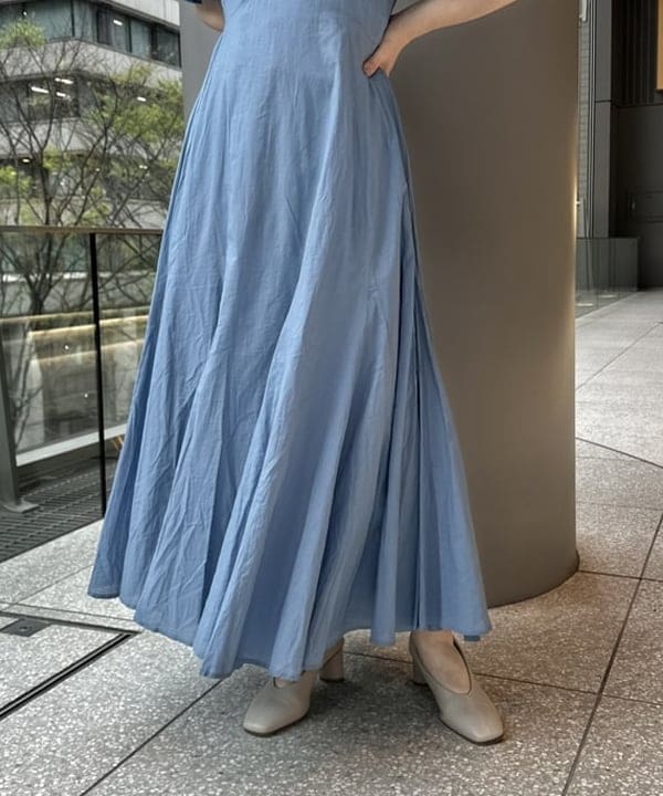 大浦 栞さんの「BEAMS WOMEN｜【別注】MARIHA / せせらぎのワンピース」を使ったコーディネート