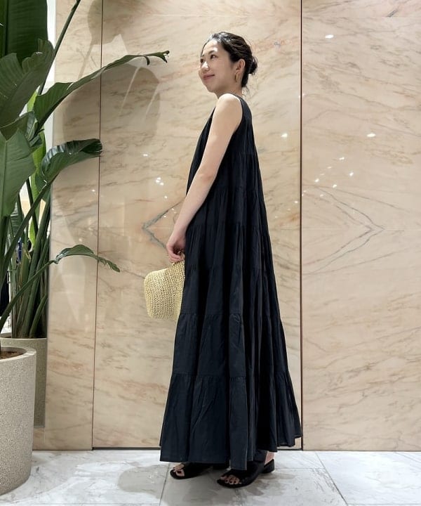 中丸　栞さんの「BEAMS WOMEN｜GRILLO / ペーパー クロシェハット」を使ったコーディネート