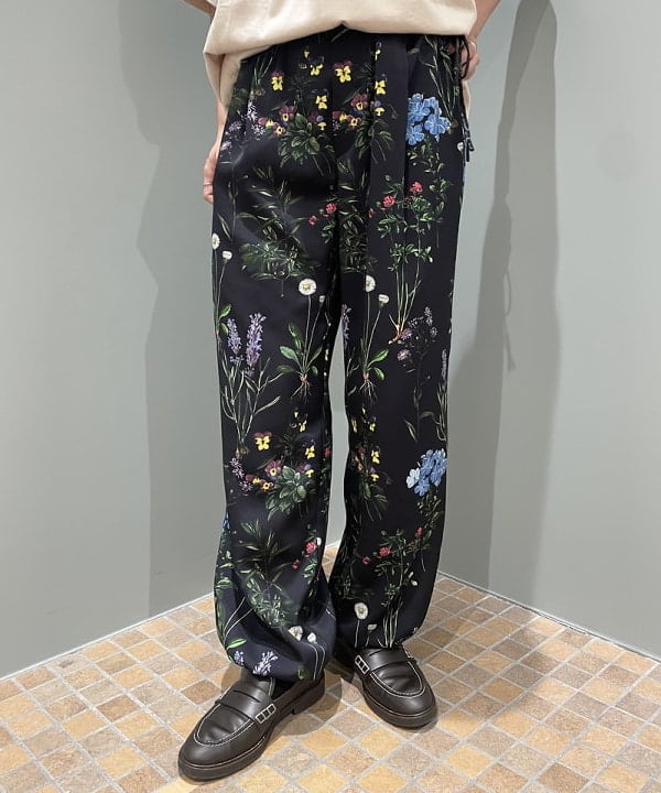 多田 日奈子さんの「BEAMS WOMEN｜maturely / Plating Gather 5sleeve」を使ったコーディネート