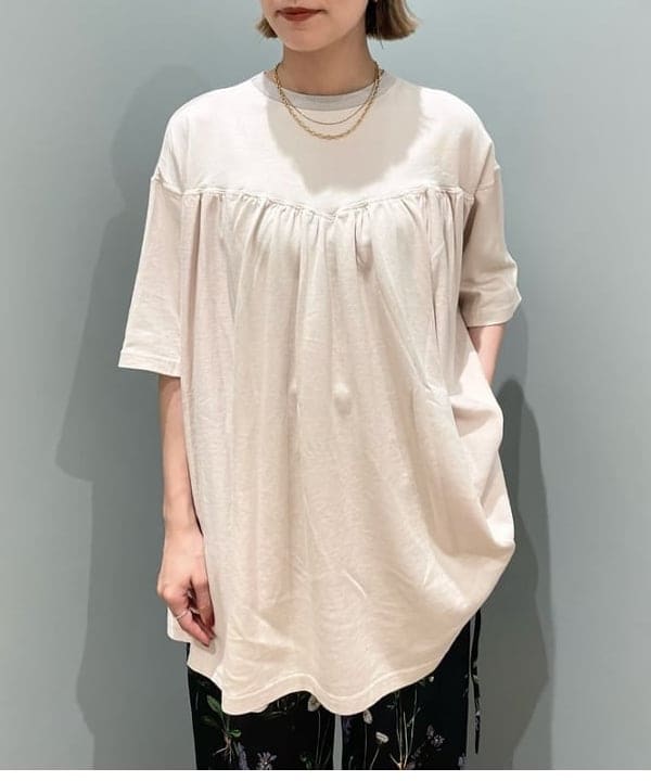 多田 日奈子さんの「BEAMS WOMEN｜maturely / Plating Gather 5sleeve」を使ったコーディネート