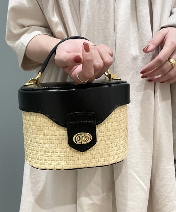 多田 日奈子さんの「BEAMS WOMEN｜maturely / Plating Gather 5sleeve」を使ったコーディネート