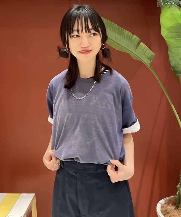 サカサイスズカさんの「BEAMS WOMEN｜WAREHOUSE & CO. × BEAMS BOY / 別注 ステンシル リバーシブル Tシャツ」を使ったコーディネート