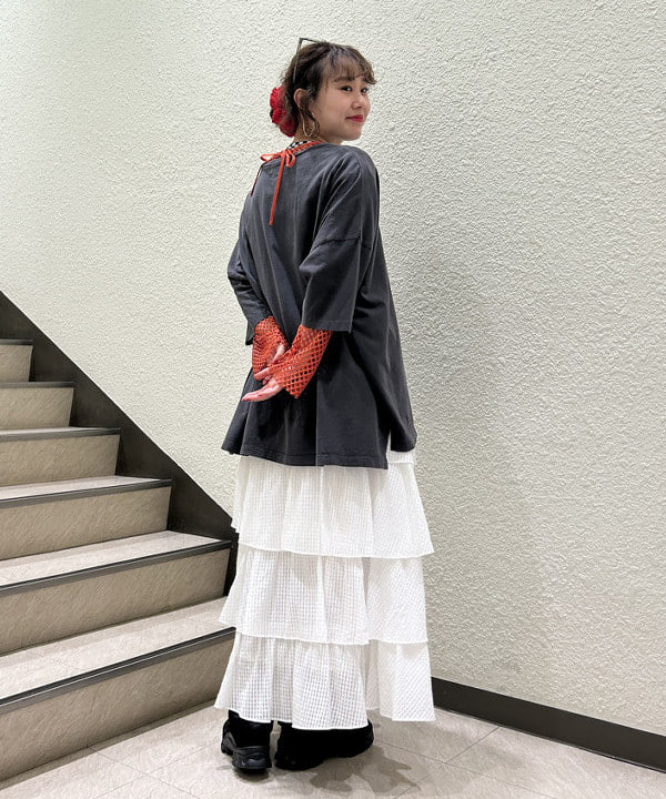 渡邊 舞さんの「BEAMS WOMEN｜GOOD ROCK SPEED / 別注 BAND BIG Tシャツ」を使ったコーディネート