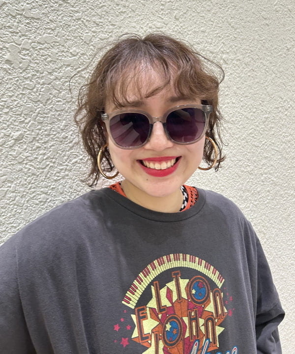 渡邊 舞さんの「BEAMS WOMEN｜GOOD ROCK SPEED / 別注 BAND BIG Tシャツ」を使ったコーディネート