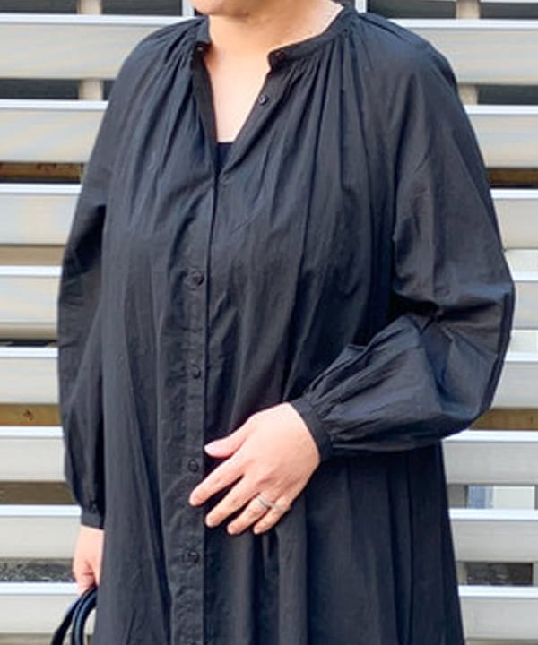 藤井 裕実子さんの「BEAMS WOMEN｜MARIHA / ダリアのワンピース」を使ったコーディネート