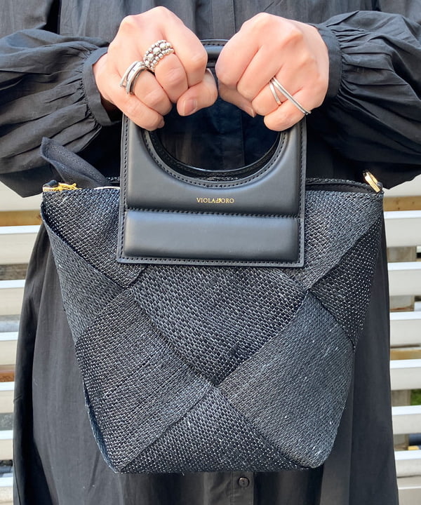 藤井 裕実子さんの「BEAMS WOMEN｜MARIHA / ダリアのワンピース」を使ったコーディネート