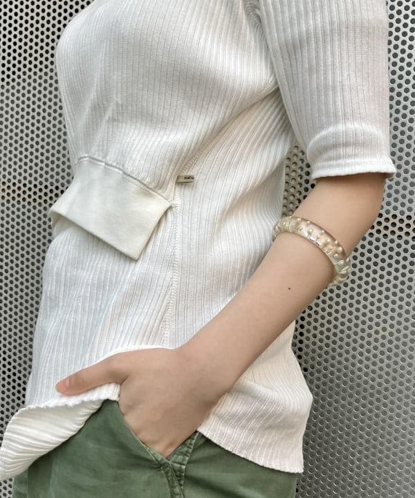 小原 もこさんの「BEAMS WOMEN｜【別注】BUZZ RICKSON'S / シャンブレー ロングスリーブ シャツ」を使ったコーディネート