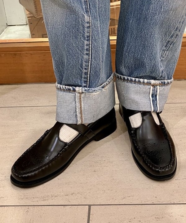 小原 もこさんの「BEAMS WOMEN｜Vガゼット ノースリーブ ワンピース」を使ったコーディネート