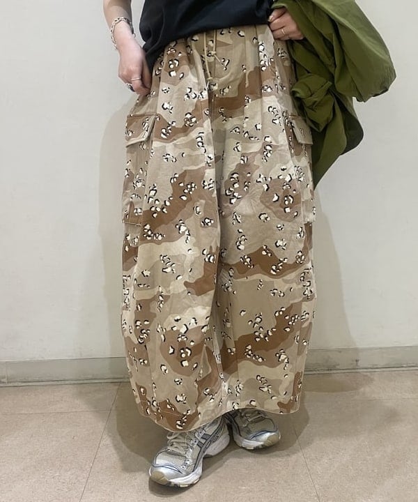 木村 海侑さんの「BEAMS WOMEN｜BEAMS BOY / ミリタリー リブ ロングソックス」を使ったコーディネート