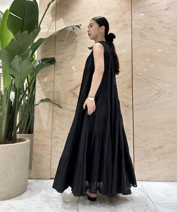 佐藤 美樹さんの「BEAMS WOMEN｜MARIHA / ミューズのドレス」を使ったコーディネート