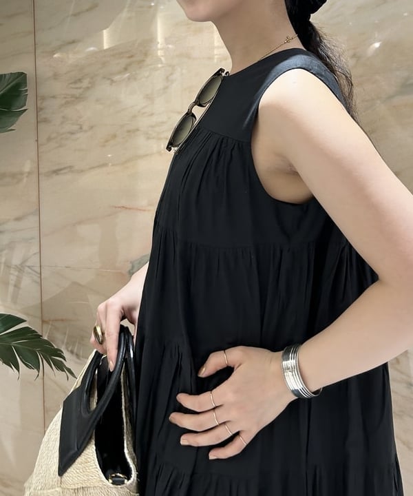 佐藤 美樹さんの「BEAMS WOMEN｜MARIHA / ミューズのドレス」を使ったコーディネート