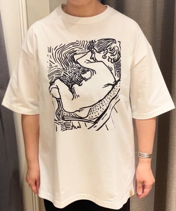 藤井 裕実子さんの「BEAMS WOMEN｜CHRISTIAN VILLA / ストローコンビ ボストンバッグ」を使ったコーディネート