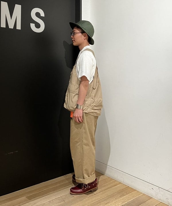 土田 達也さんの「BEAMS WOMEN｜WAREHOUSE & CO. / 別注 ステンシル13 Tシャツ」を使ったコーディネート