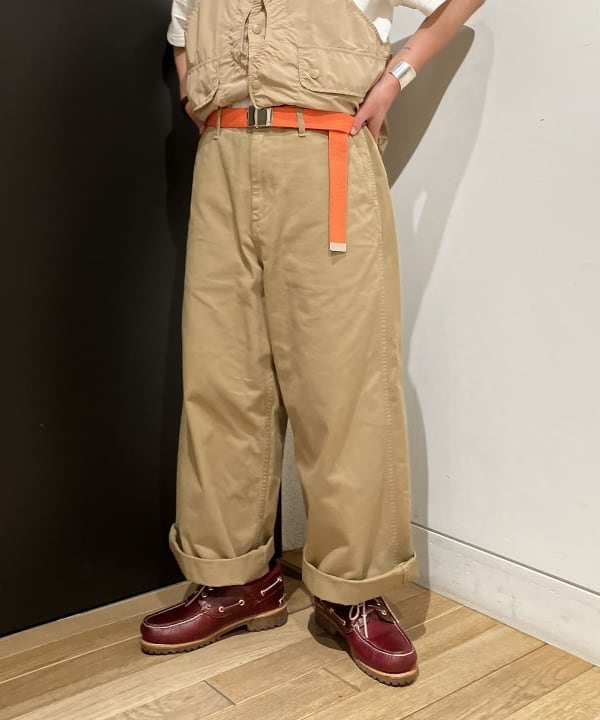 土田 達也さんの「BEAMS WOMEN｜WAREHOUSE & CO. / 別注 ステンシル13 Tシャツ」を使ったコーディネート