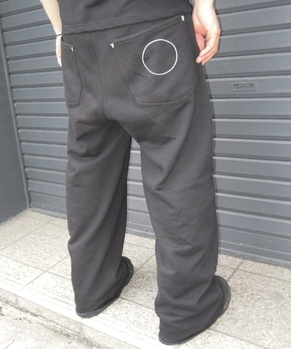 BEAMS HARAJUKU LIMITED STORE（907003） スタイリング