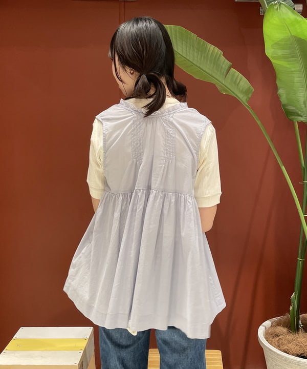 サカサイスズカさんの「BEAMS WOMEN｜BEAMS BOY / ランダム リブ クルーネック ショートスリーブ」を使ったコーディネート