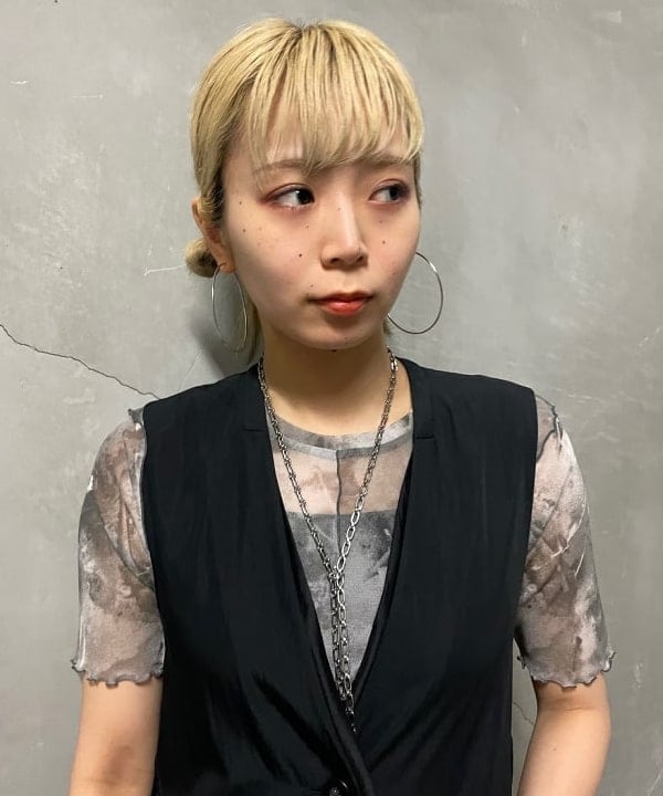 シマダリツコさんの「BEAMS WOMEN｜Ray BEAMS / プリント チュール メロー Tシャツ」を使ったコーディネート
