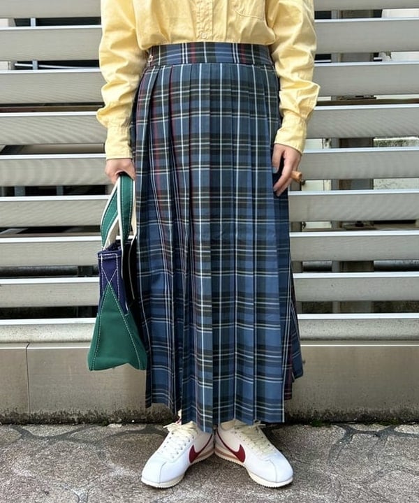 まつむさんの「BEAMS WOMEN｜L.L.Bean / Deep Bottom Deluxe Boat and Tote S」を使ったコーディネート