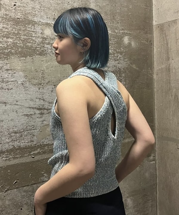 前田 優衣さんの「BEAMS WOMEN｜LOOPWHEELER / 別注 Slim Zip Sweat Hoody」を使ったコーディネート