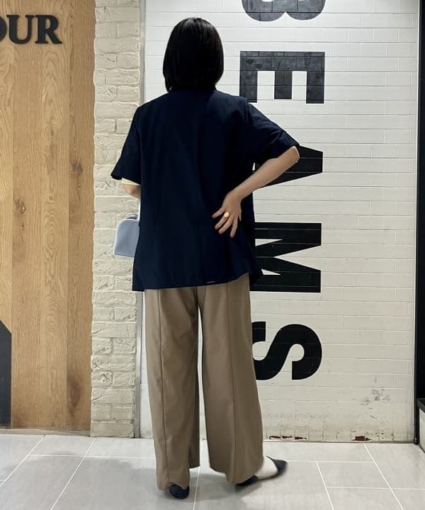 原田 まりんさんの「BEAMS WOMEN｜Ray BEAMS / リブ タック ボリューム スリーブ Tシャツ」を使ったコーディネート