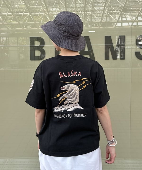 矢野(青木)優香さんの「BEAMS WOMEN｜maturely / Lawn Layard Stitch Skirt」を使ったコーディネート