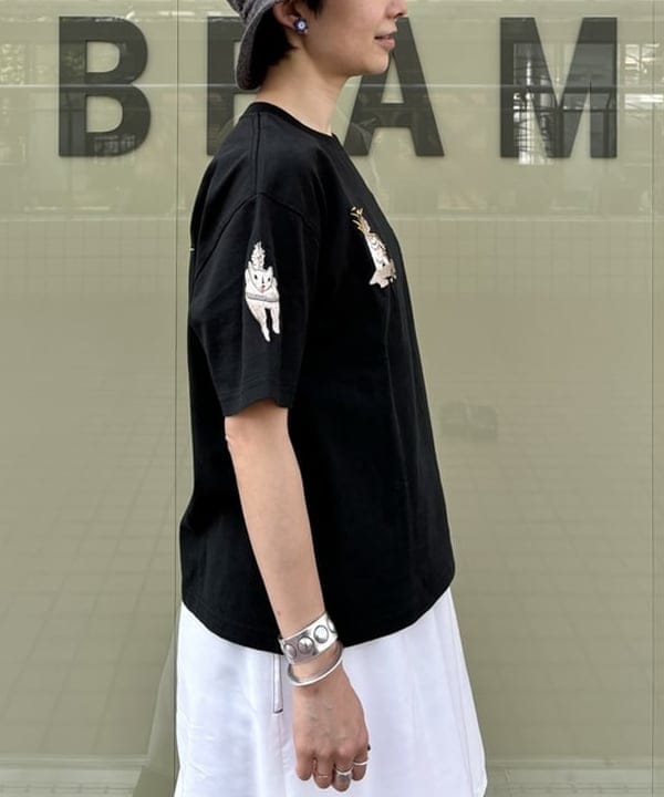 矢野(青木)優香さんの「BEAMS WOMEN｜maturely / Lawn Layard Stitch Skirt」を使ったコーディネート