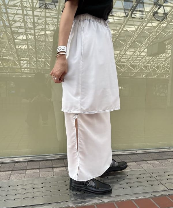 矢野(青木)優香さんの「BEAMS WOMEN｜maturely / Lawn Layard Stitch Skirt」を使ったコーディネート