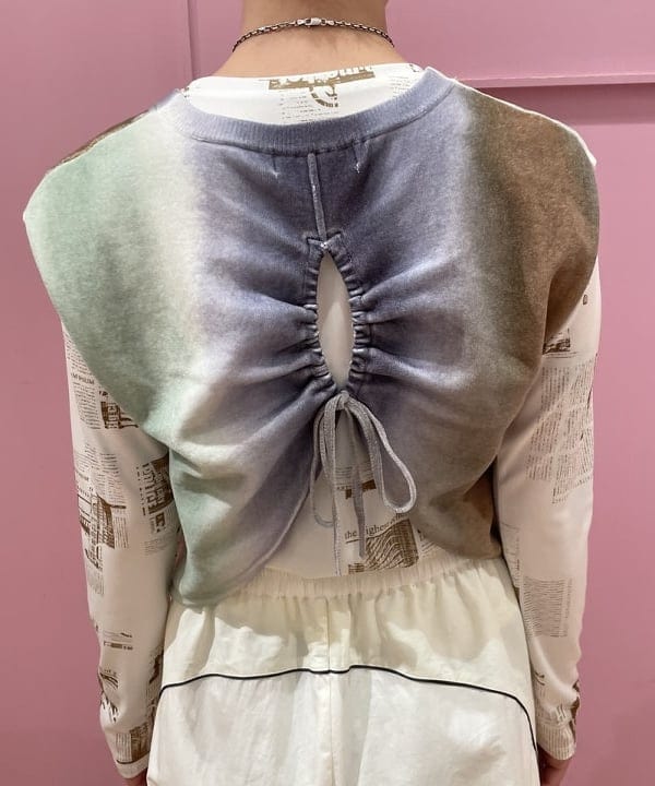 中江梨々香さんの「BEAMS WOMEN｜Ray BEAMS / パイピング トラック パンツ」を使ったコーディネート