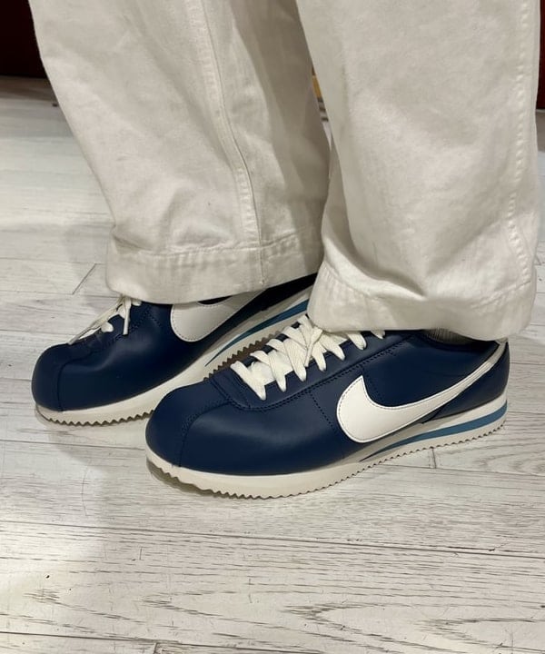 新里 京介さんの「BEAMS WOMEN｜eye c u &times; BEAMS / 別注 TXL」を使ったコーディネート