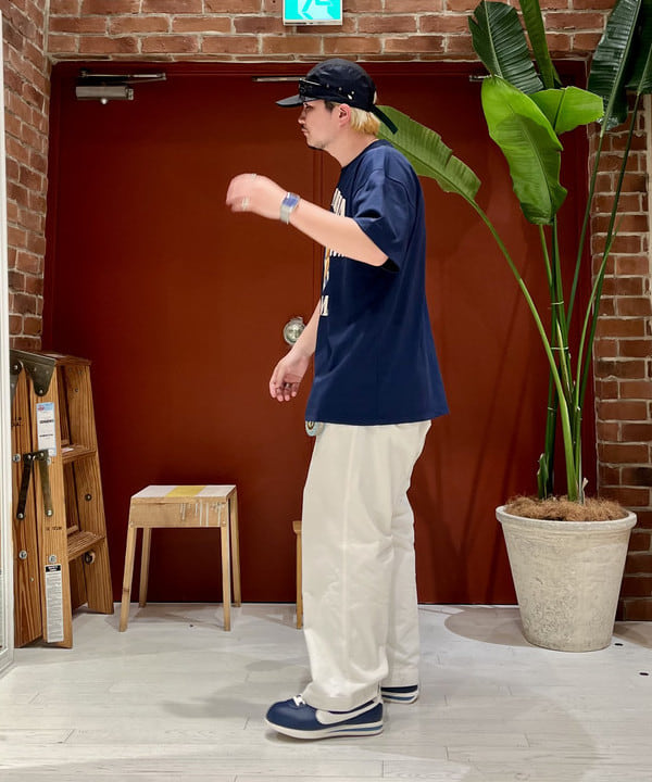 新里 京介さんの「BEAMS WOMEN｜eye c u &times; BEAMS / 別注 TXL」を使ったコーディネート