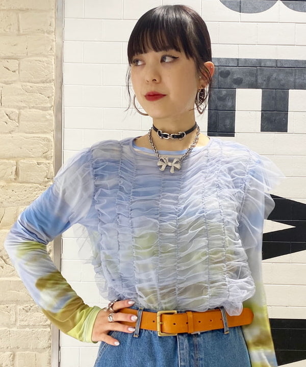 りかちょび/岸本梨佳さんの「BEAMS WOMEN｜シャーリング チュール フレンチスリーブ Tシャツ」を使ったコーディネート