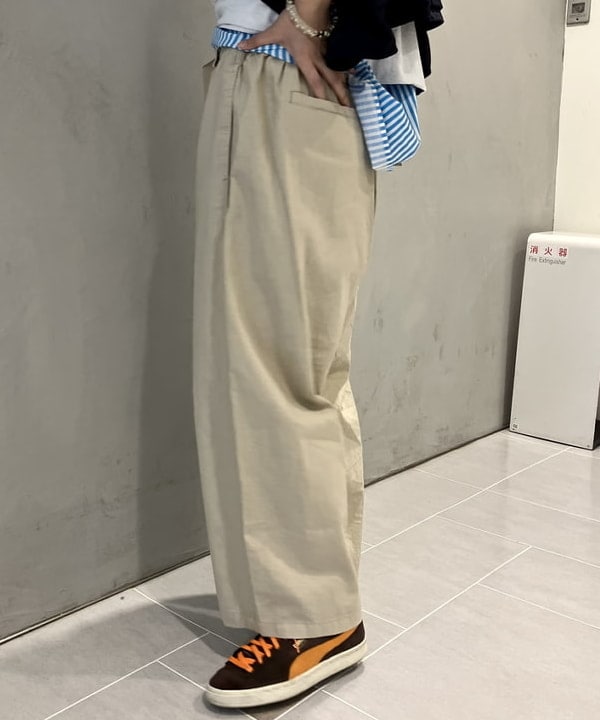 小原 もこさんの「BEAMS WOMEN｜XS BAGGAGE &times; BEAMS / 別注 One Shoulder Bag」を使ったコーディネート