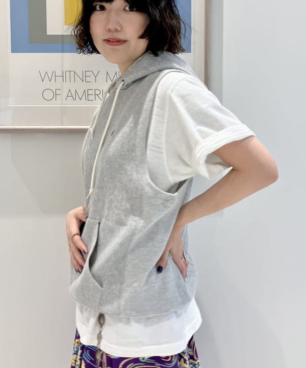 小原 もこさんの「BEAMS WOMEN｜WAREHOUSE & CO. / 別注 ステンシル13 Tシャツ」を使ったコーディネート