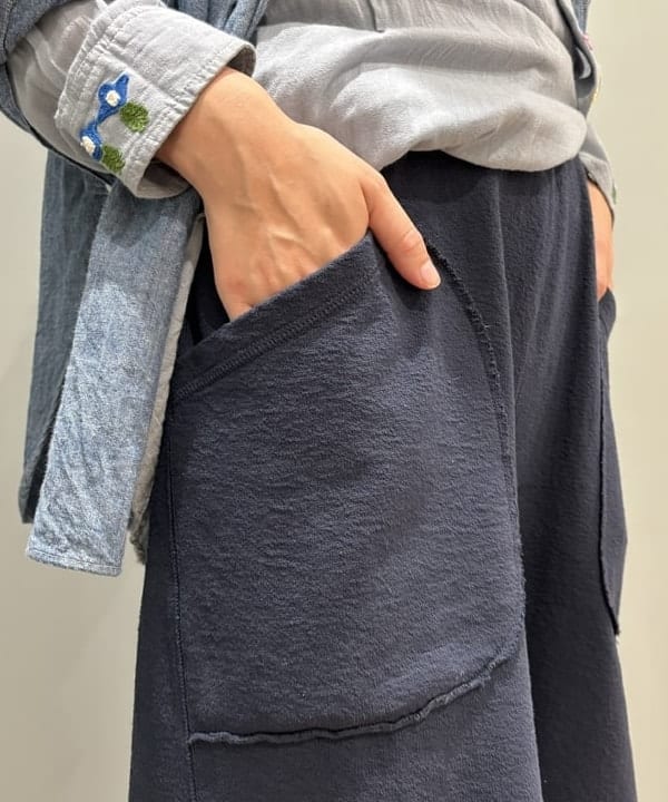 サワイさんの「BEAMS WOMEN｜【別注】BUZZ RICKSON'S / シャンブレー ロングスリーブ シャツ」を使ったコーディネート