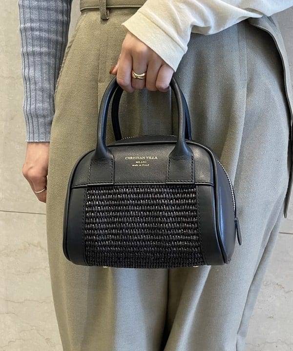 多田 日奈子さんの「BEAMS WOMEN｜Demi-Luxe BEAMS / 1タック ベルテッド パンツ」を使ったコーディネート