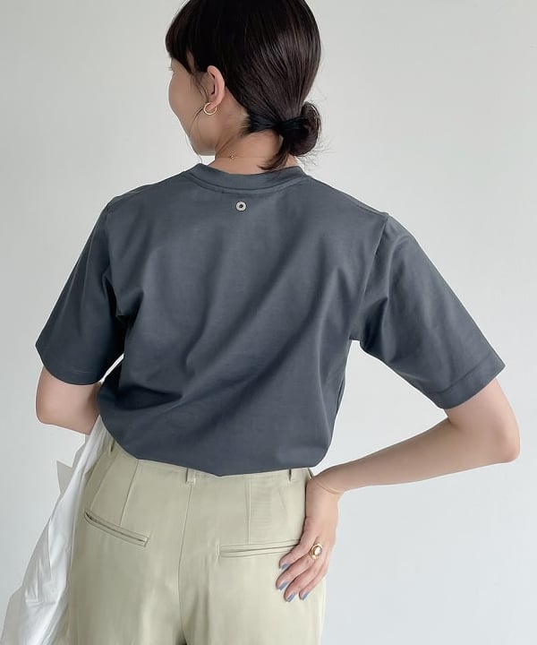 cammyさんの「BEAMS WOMEN｜Demi-Luxe BEAMS / セミワイド ストレート パンツ」を使ったコーディネート