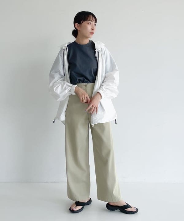 cammyさんの「BEAMS WOMEN｜Demi-Luxe BEAMS / セミワイド ストレート パンツ」を使ったコーディネート